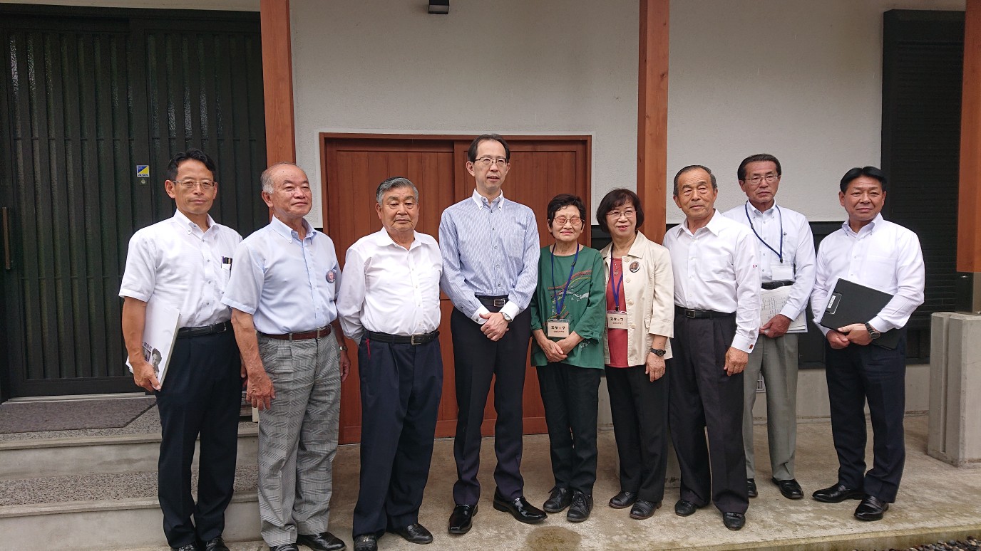 福島県知事が松亭小林ふるさと記念館を訪れました